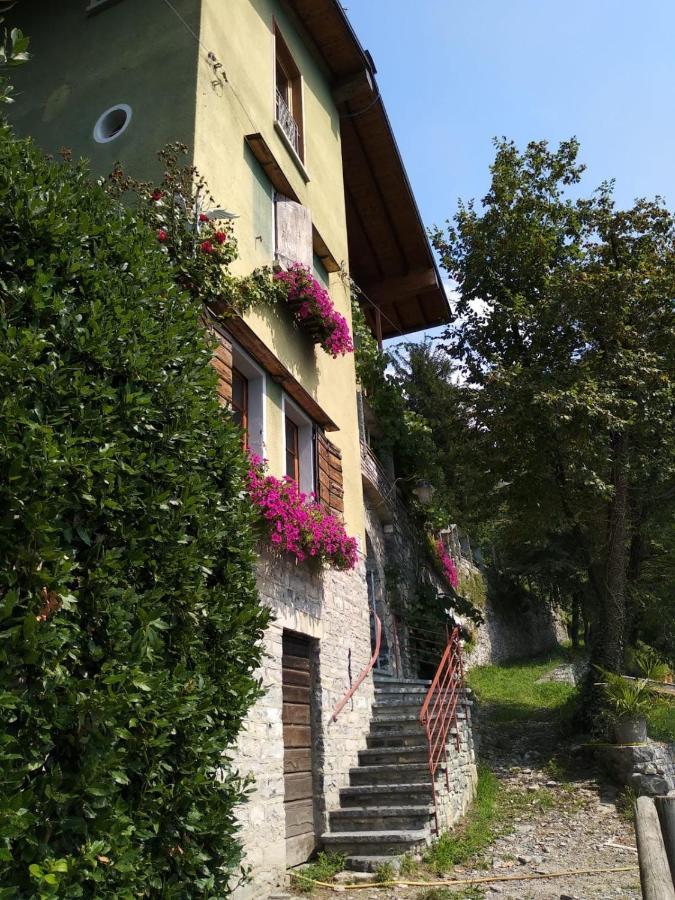 Casa Caravino Appartement Varenna Buitenkant foto